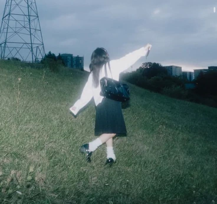 ✴︎ redda ⊹ lancey foux - "Nevermind''