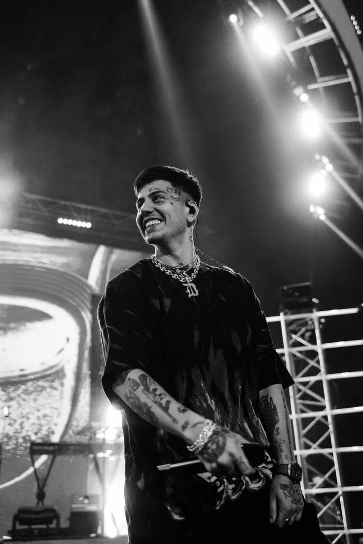 AGUJAS DEL RELOJ | DUKI, TIAGO, DRAKE